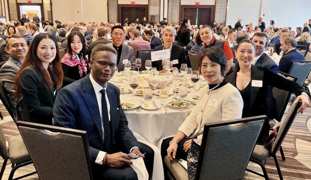 CFA Society Dinner with Dennis